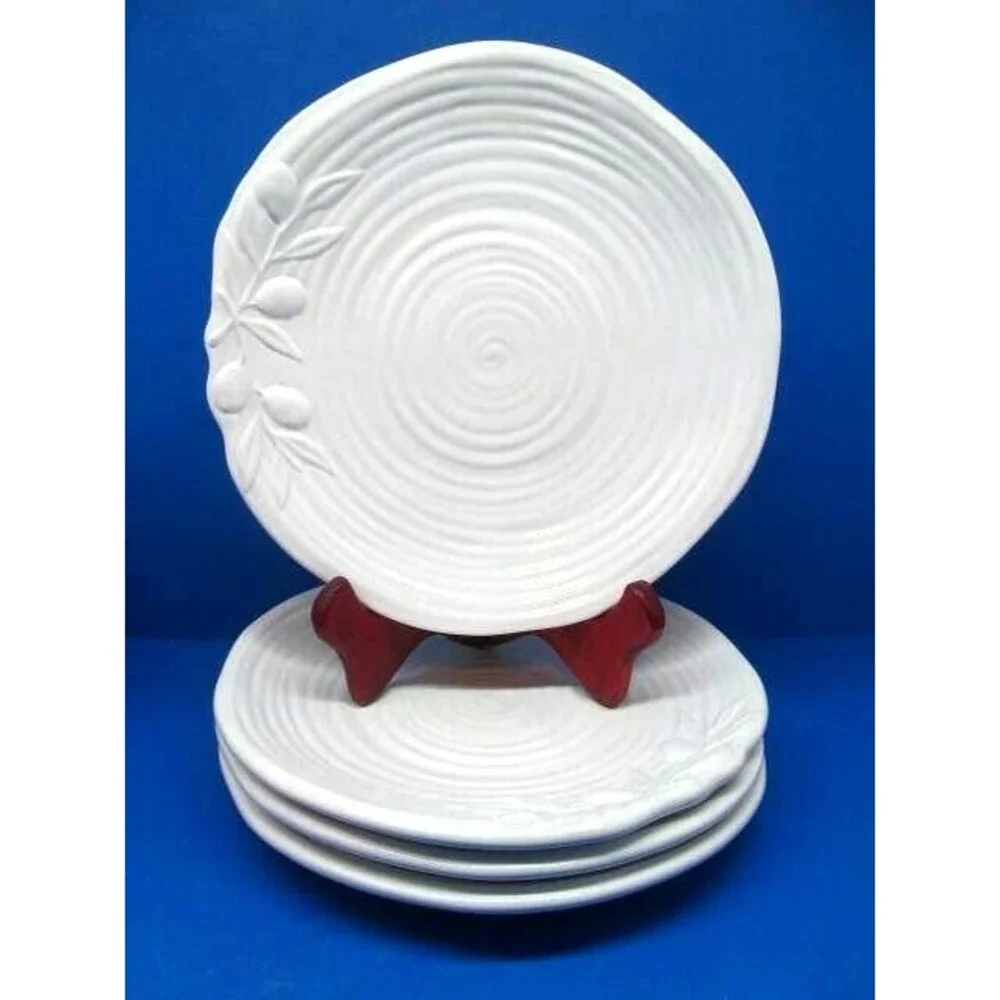 Williams Sonoma Outlet White Swirl Embossed Salad Plates Bundle of 4